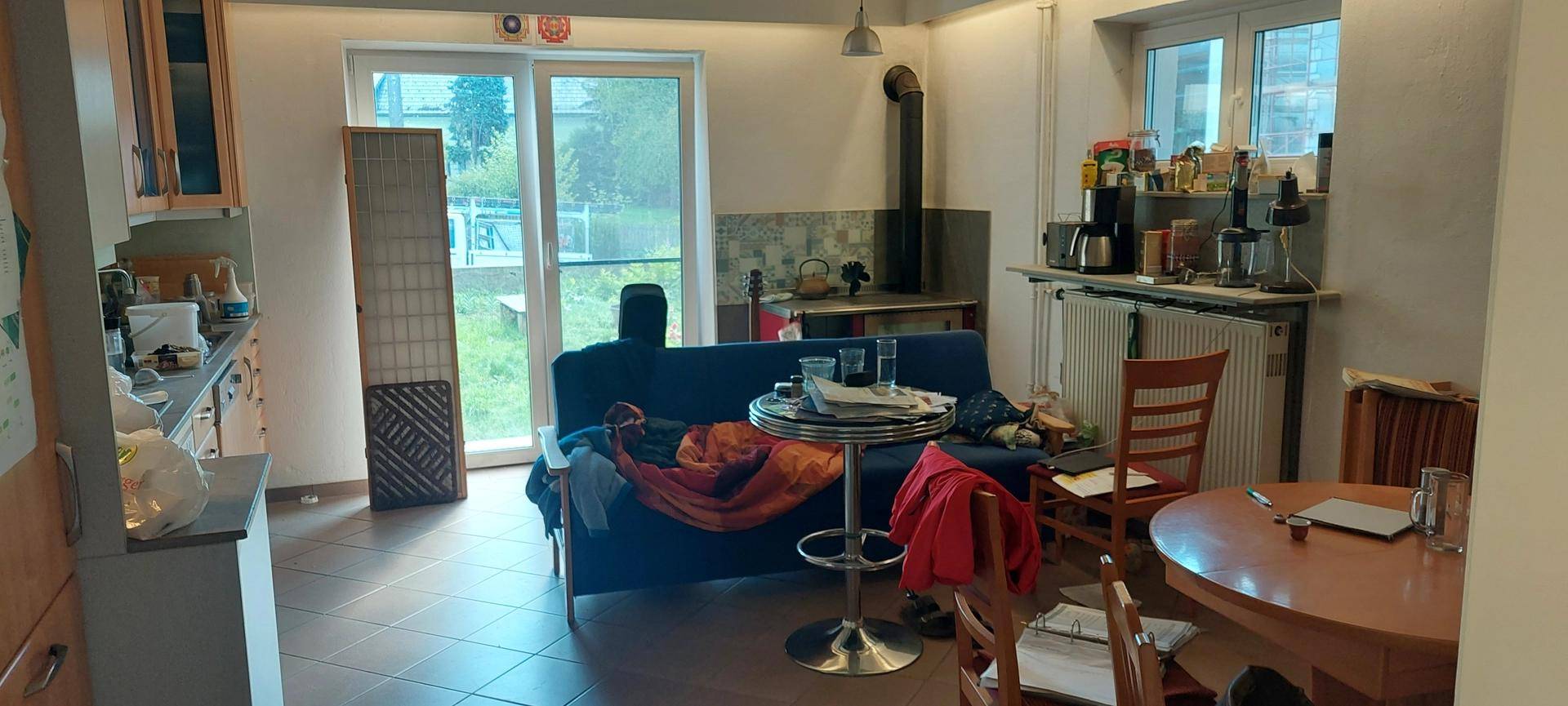 2)Geschäftslokal
