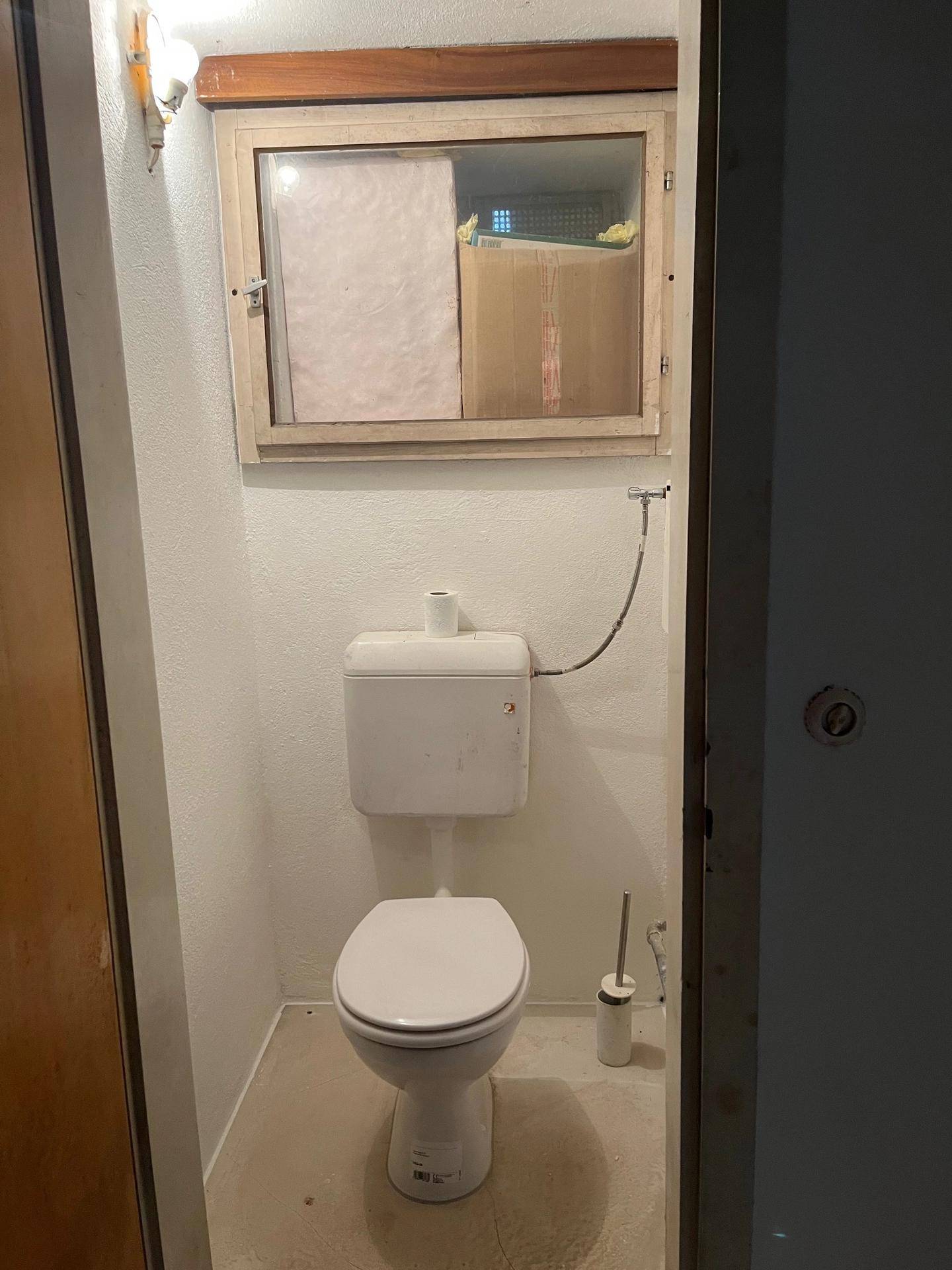 WC KG.jpg