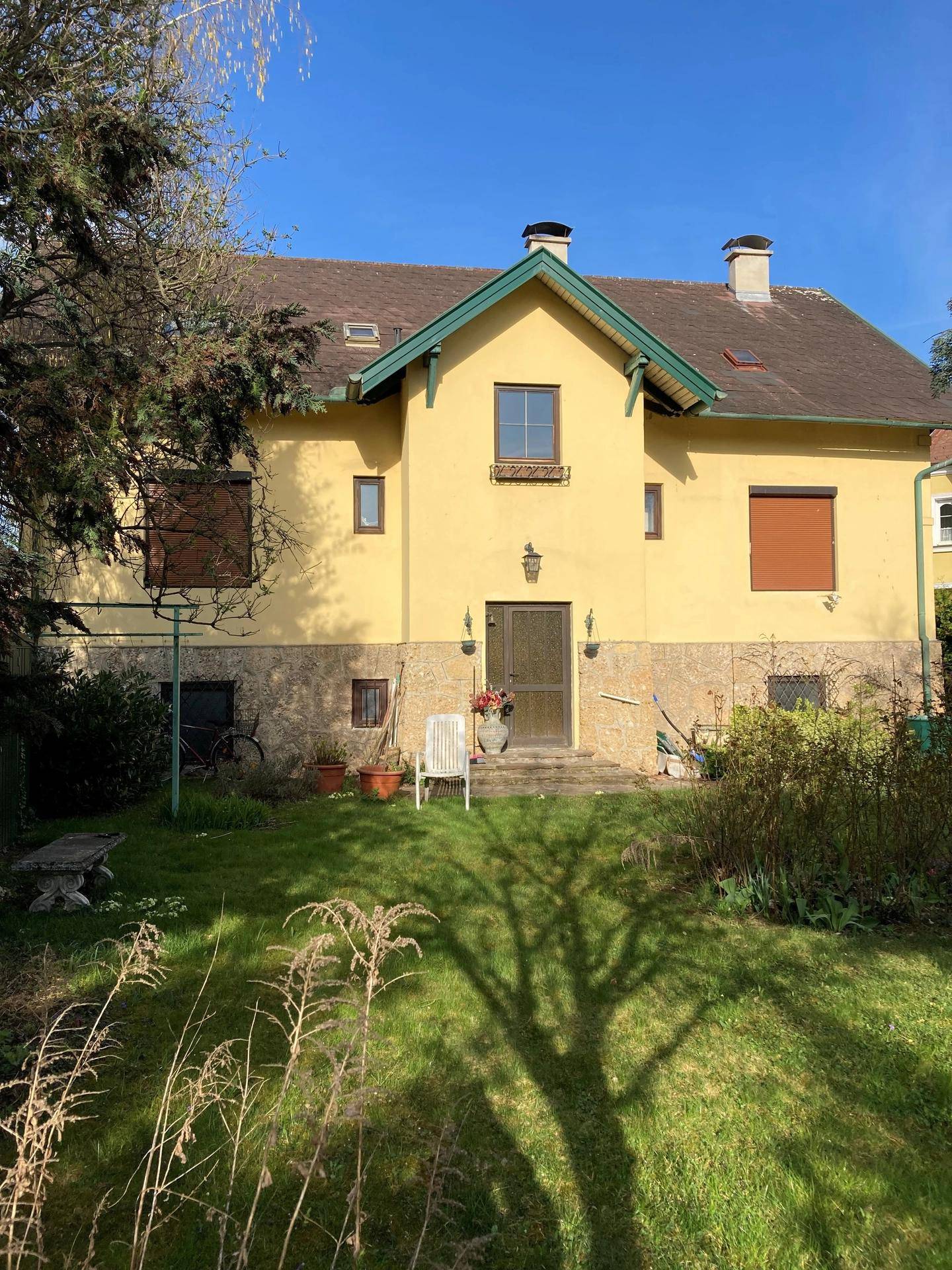 Charmantes Familienhaus mit großem Garten in Neunkirchen (Provisionsfrei) – pohled 6