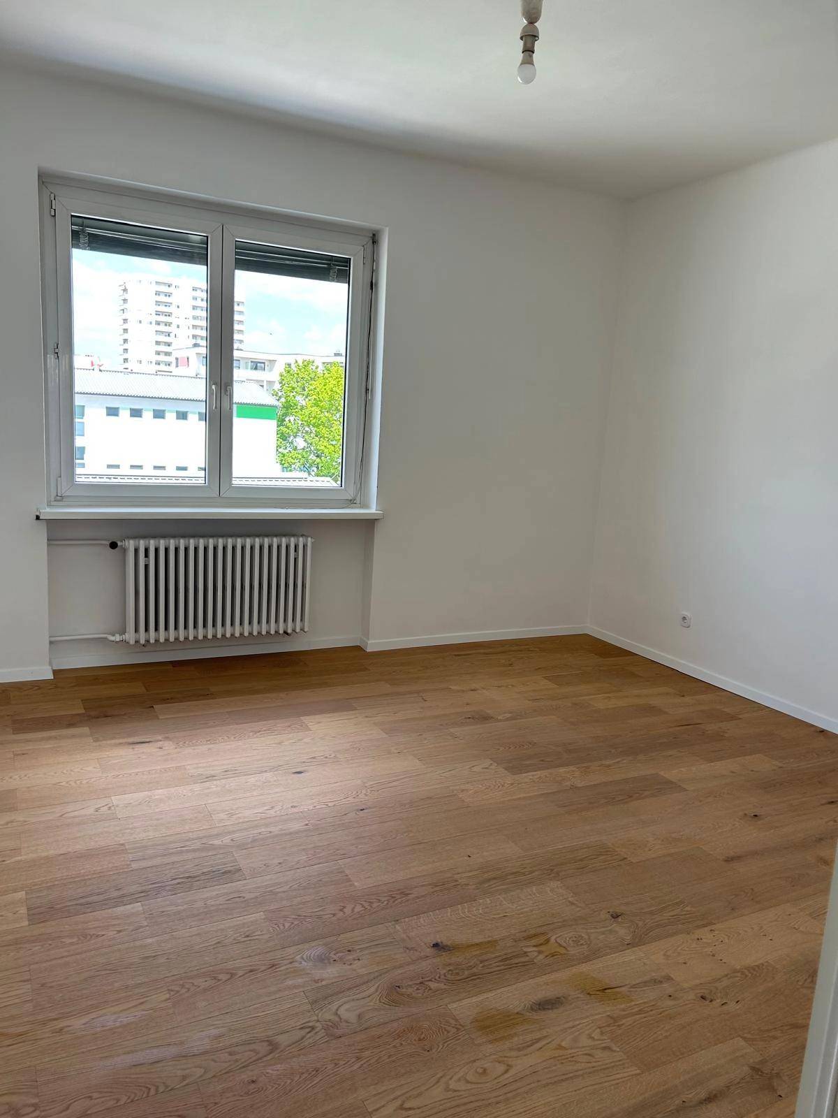 Schlafzimmer 1.jpeg