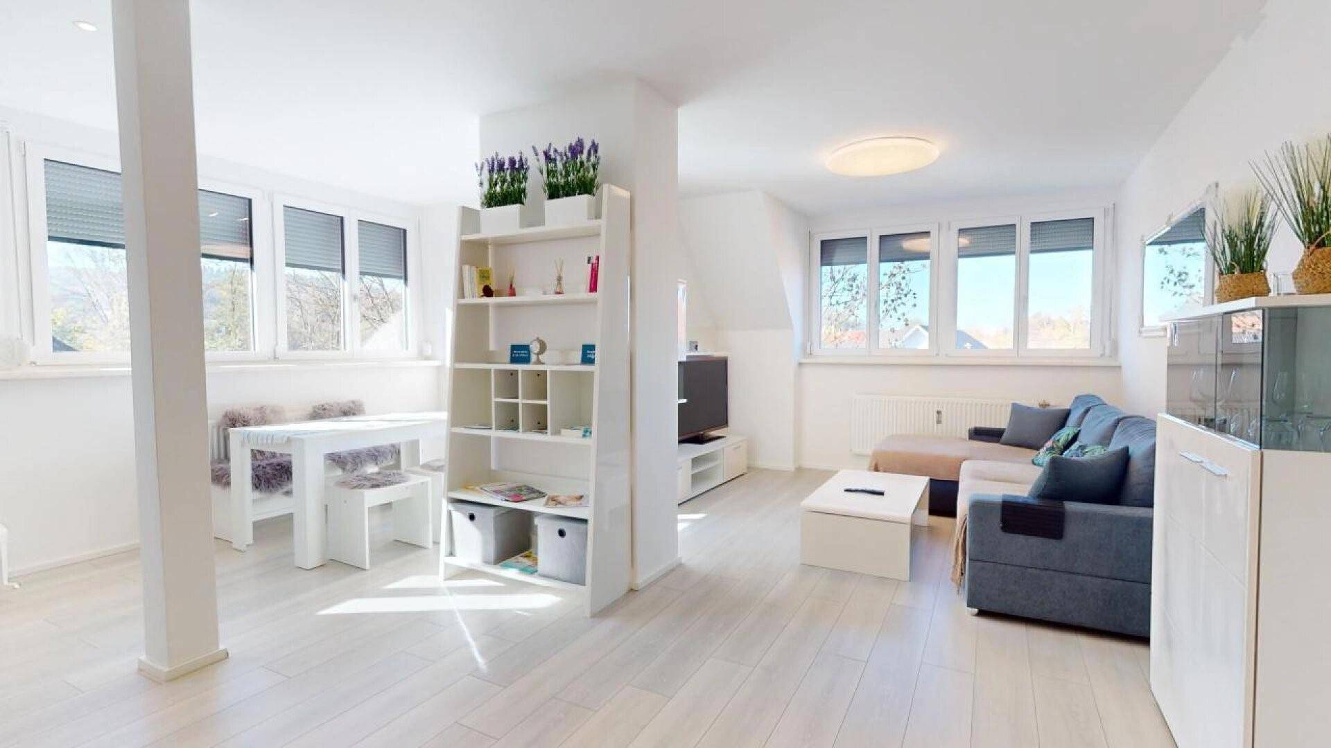 Wohn-Esszimmer.jpg