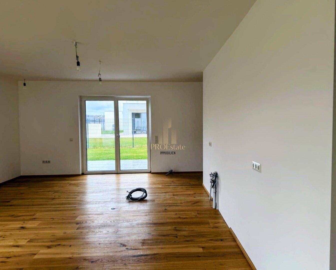 Einladende Doppelhaushälfte mit Garten, Doppelgarage und Terrasse in Stadl-Paura – Ihr Erstbezug! - Ansicht 5