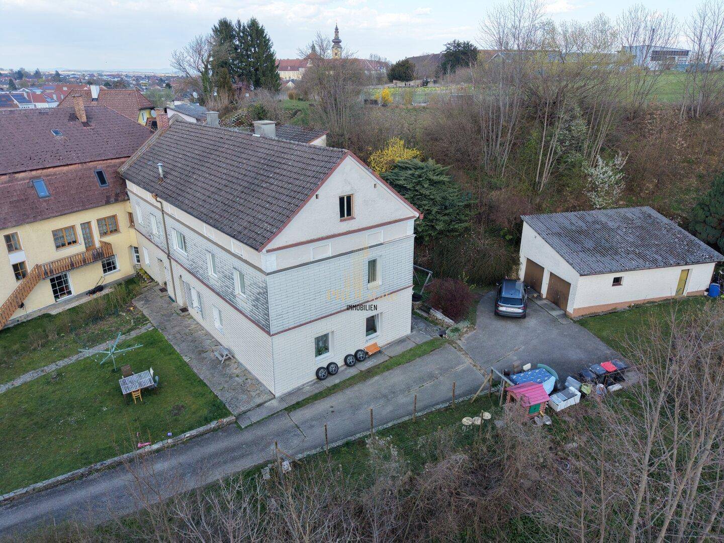Großes Mehrfamilienhaus in Seitenstetten – 3 Wohneinheiten- NF 310m²! - Ansicht 2