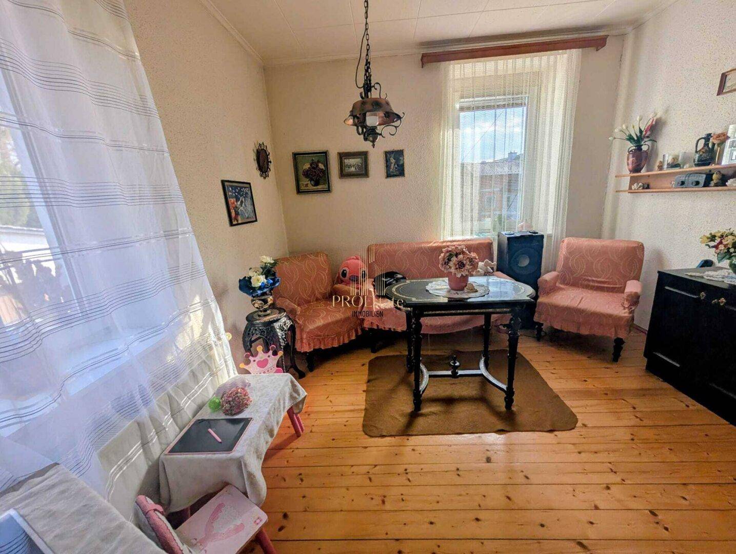 Großes Mehrfamilienhaus in Seitenstetten – 3 Wohneinheiten- NF 310m²! - Ansicht 3