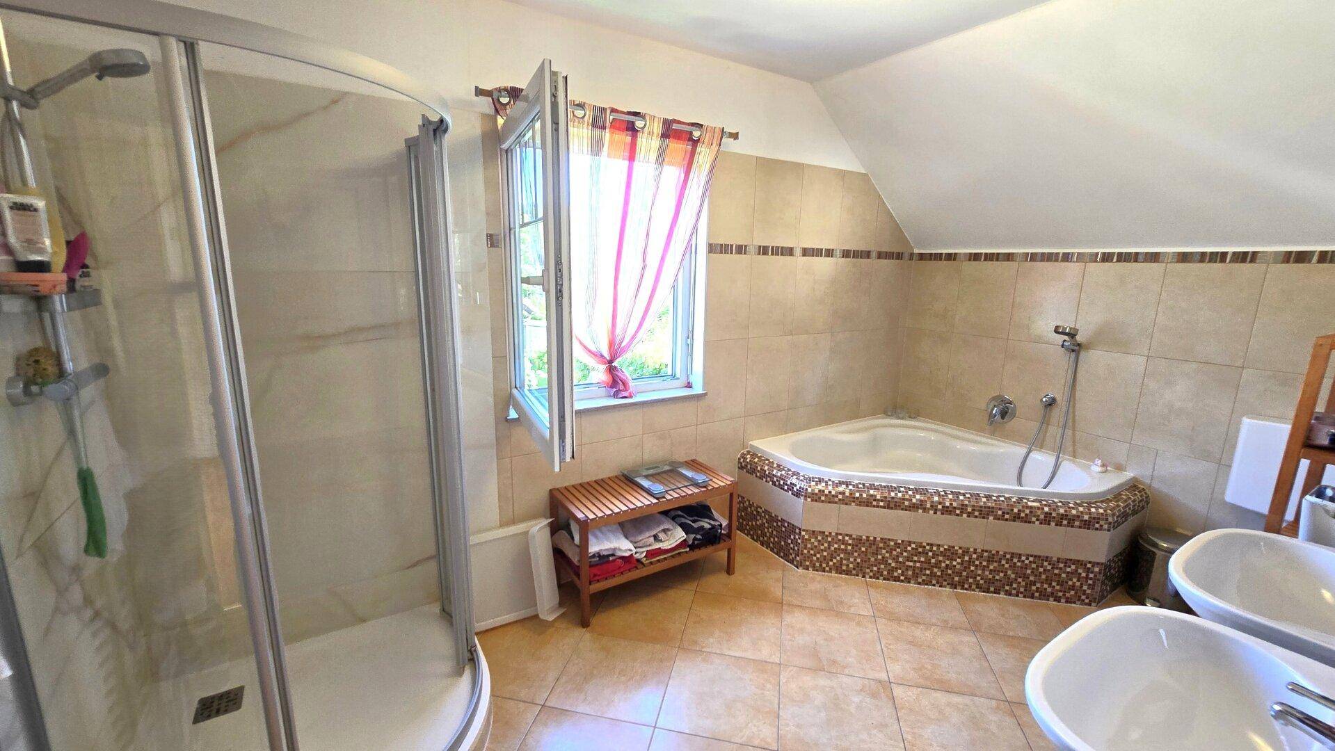 Badezimmer OG