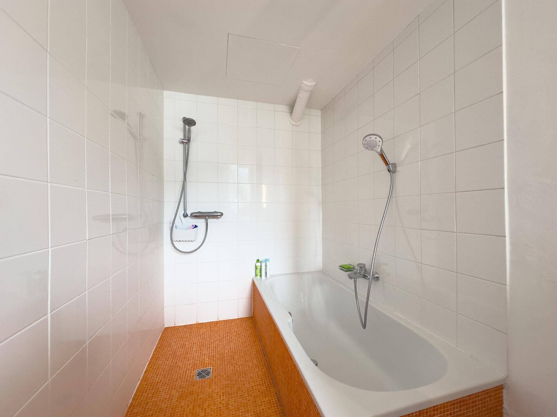 Badewanne / Dusche