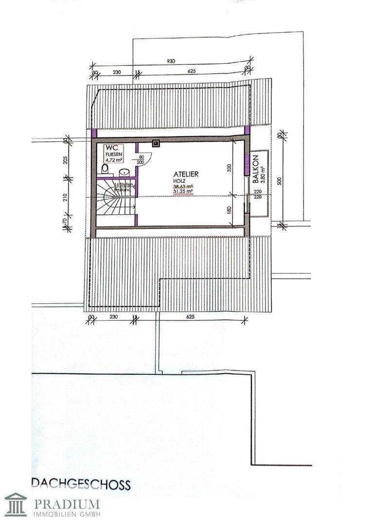 Grundriss des Dachgeschosses mit Atelier, WC und Balkon.
