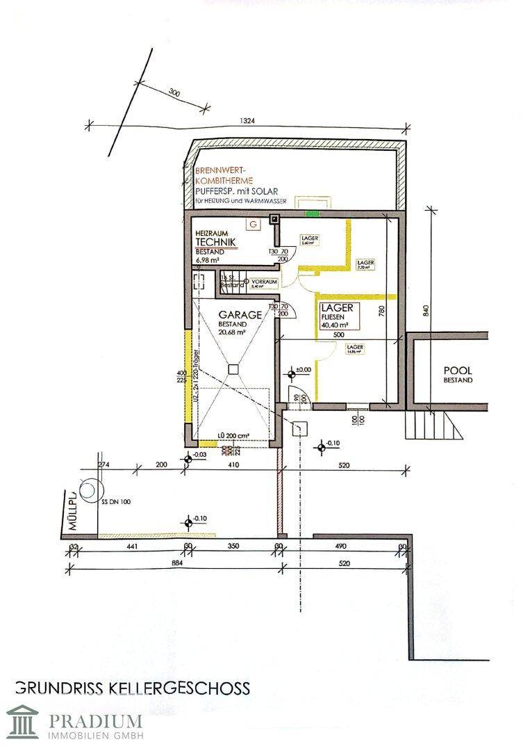 Grundriss des Kellergeschosses mit Garage, Technikraum und Lagerräumen.