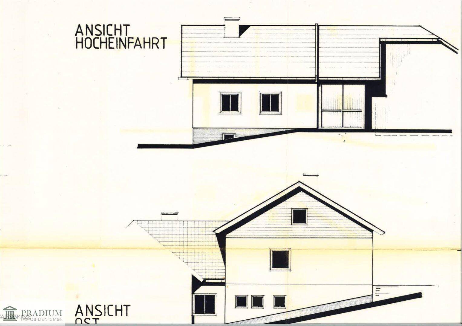 Historische Ansichten der Hocheinfahrt und Ostseite des Gebäudes mit Dachformen.