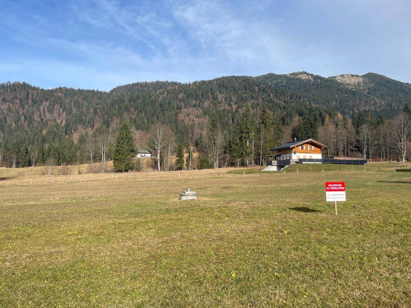 Grundstück