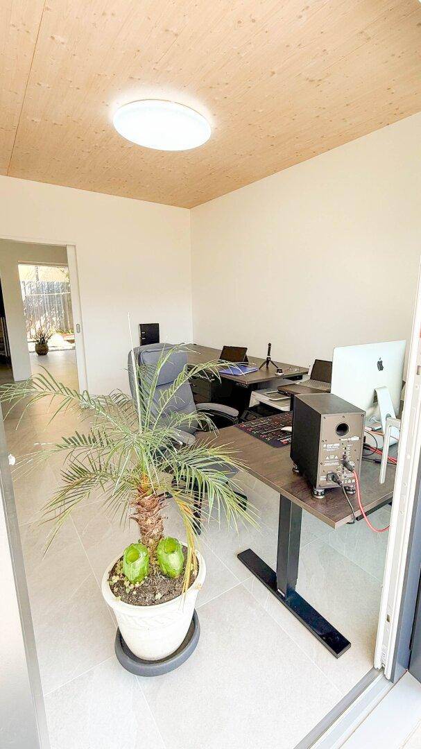 Moderner Bungalow auf großem Grundstück &amp; Nebenhaus - Ansicht 6