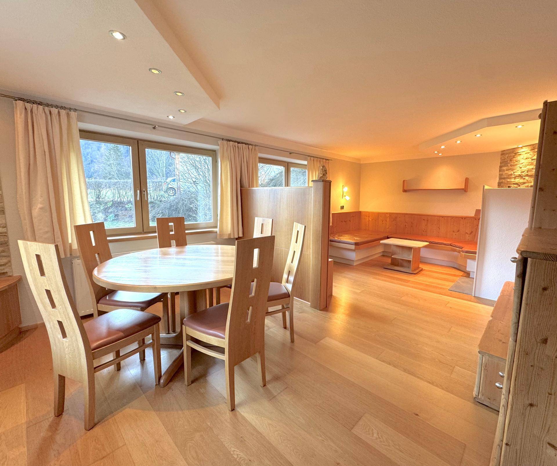 TOP-PREIS! Helle Wohnung mit großem Garten – pohled 2