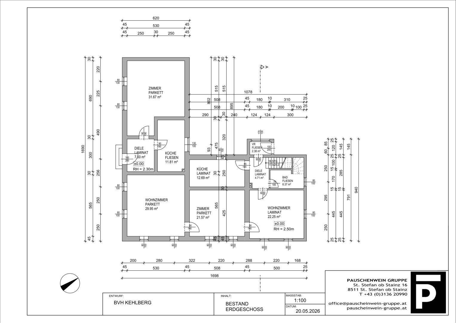 Grundriss des Bestands-Erdgeschosses mit Wohnzimmer, Küche und weiteren Räumen.