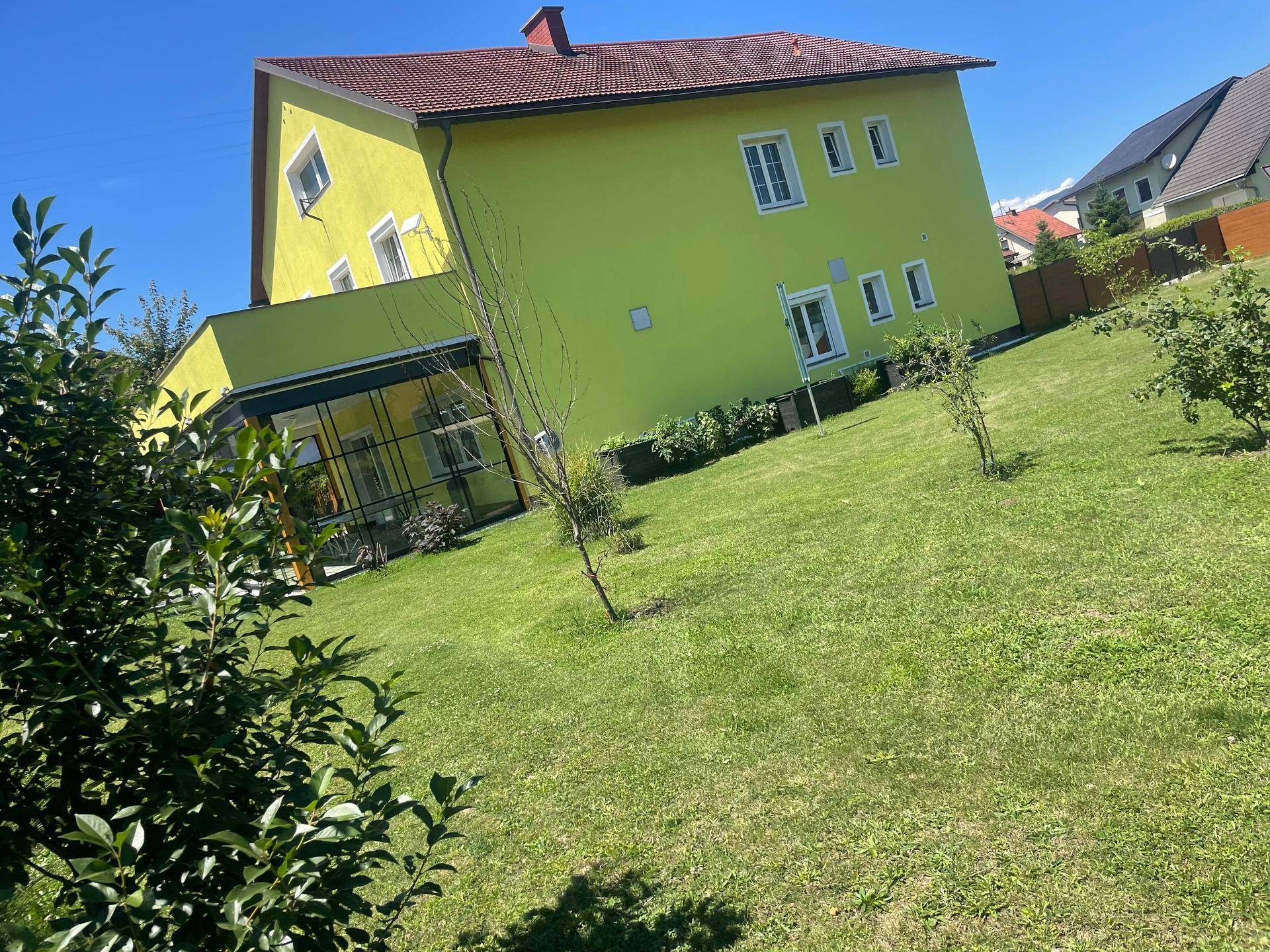 Von Privat, auch als Gewerbe geeignet, top modernisiertes, Ein - Zweifamilienhaus, voll unterkellert, Nähe Klagenfurt - Ansicht 5