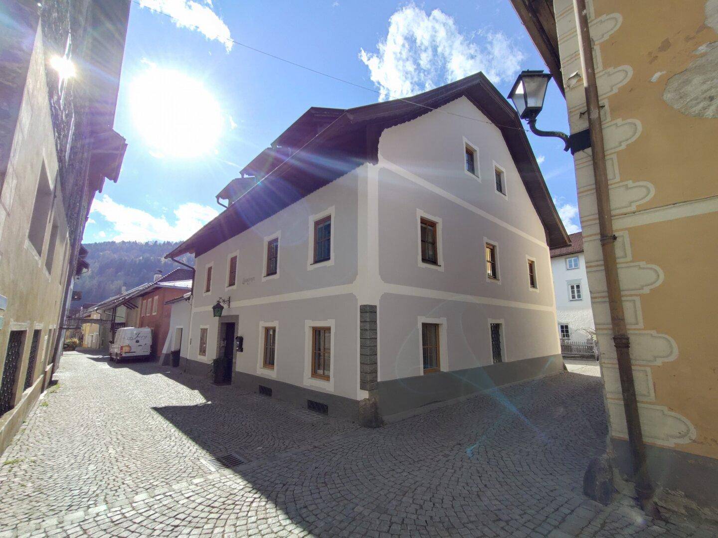 Wohn- und Geschäftshaus in der Künstlerstadt Gmünd in Kärnten – pohled 3