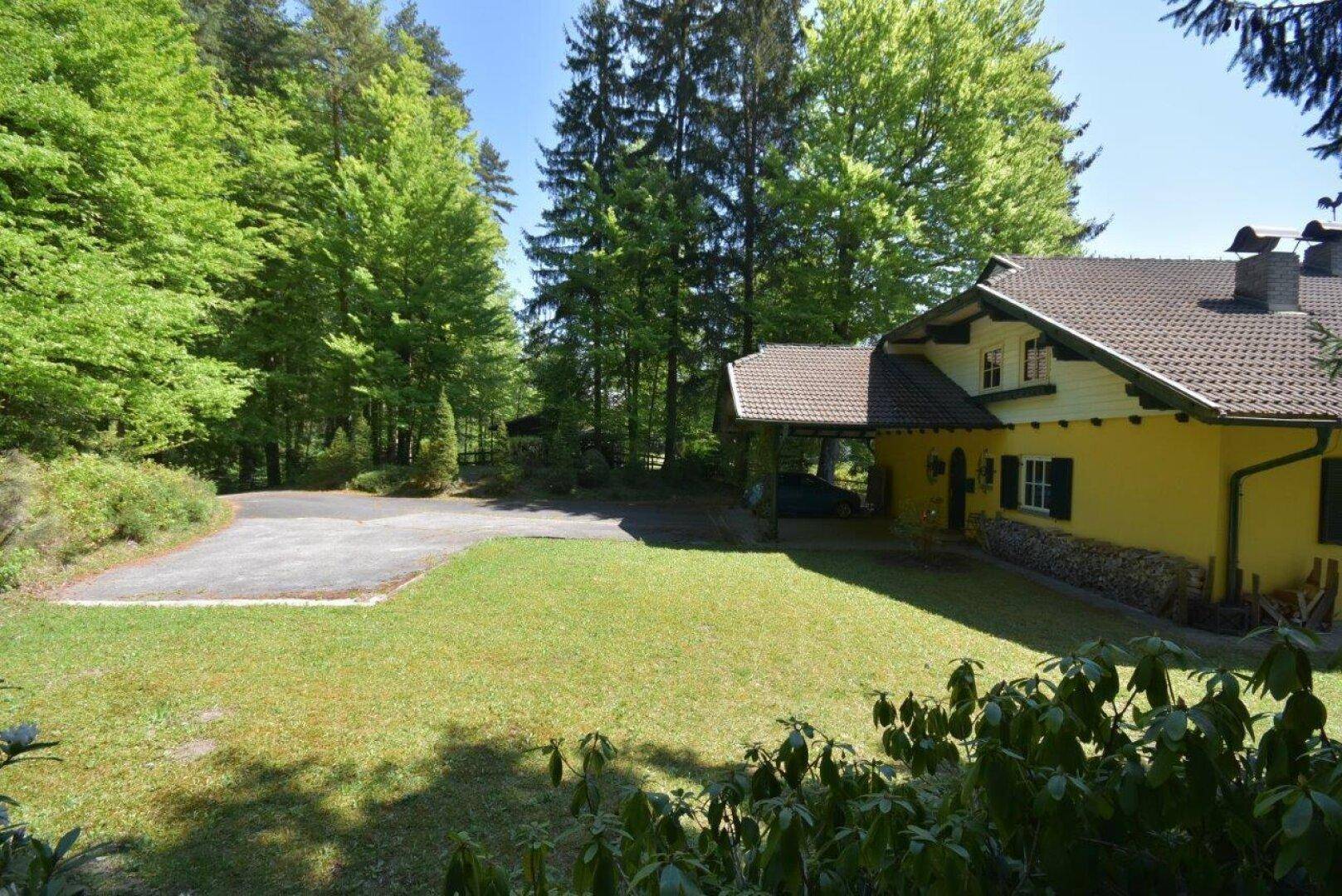 Exklusiver großzügiger Baugrund mit Wohnhaus und Panoramaseeblick - View 6