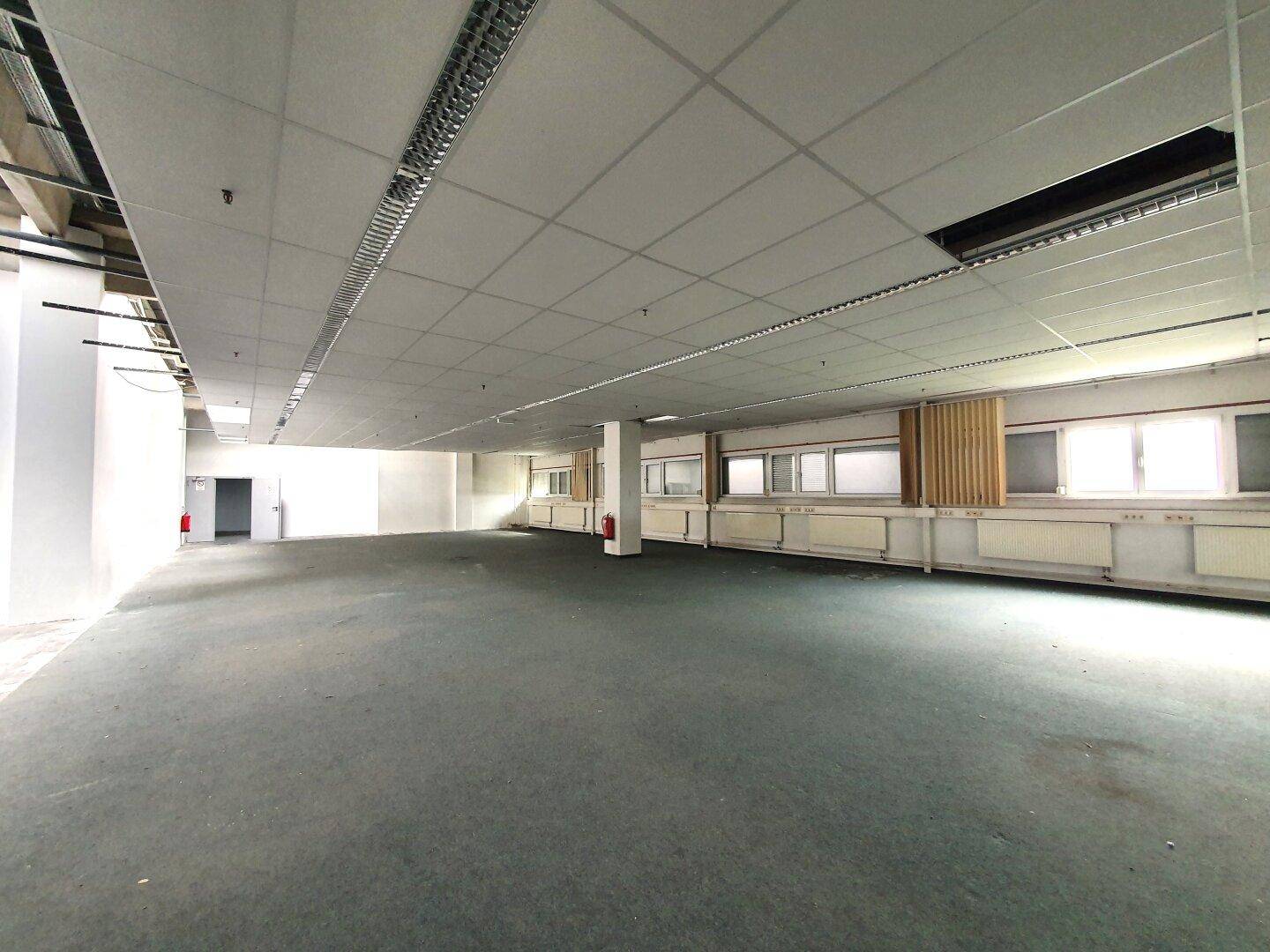 Flexibel einsetzbare Gewerbefläche im ersten Obergeschoss - Ansicht 3
