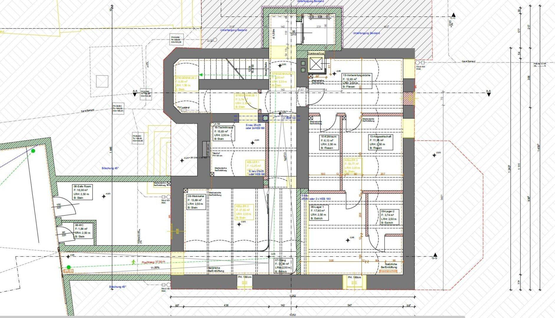Grundriss des Untergeschosses mit Kellerräumen, Technikbereich und Zugang zum Treppenhaus.
