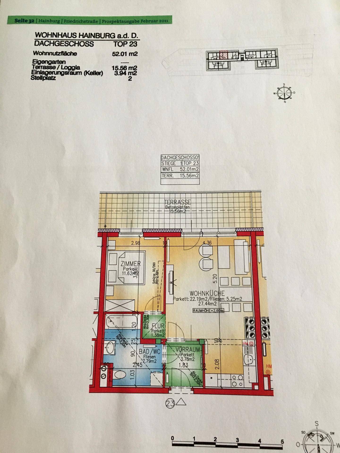 Grundriss des Dachgeschosses mit Wohnküche, Zimmer, Bad und Terrasse.