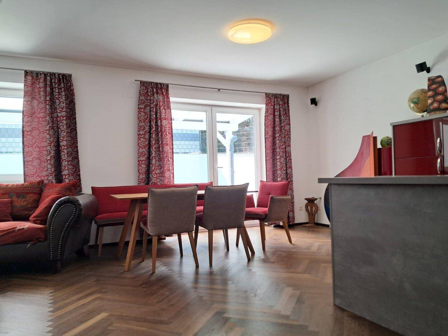 Exklusiver Wohnkomfort mit perfekter Wien-Anbindung - 3 Schlafzimmer, PV, Wärmepumpe &amp; Klimaanlage – €425.000 - Ansicht 4