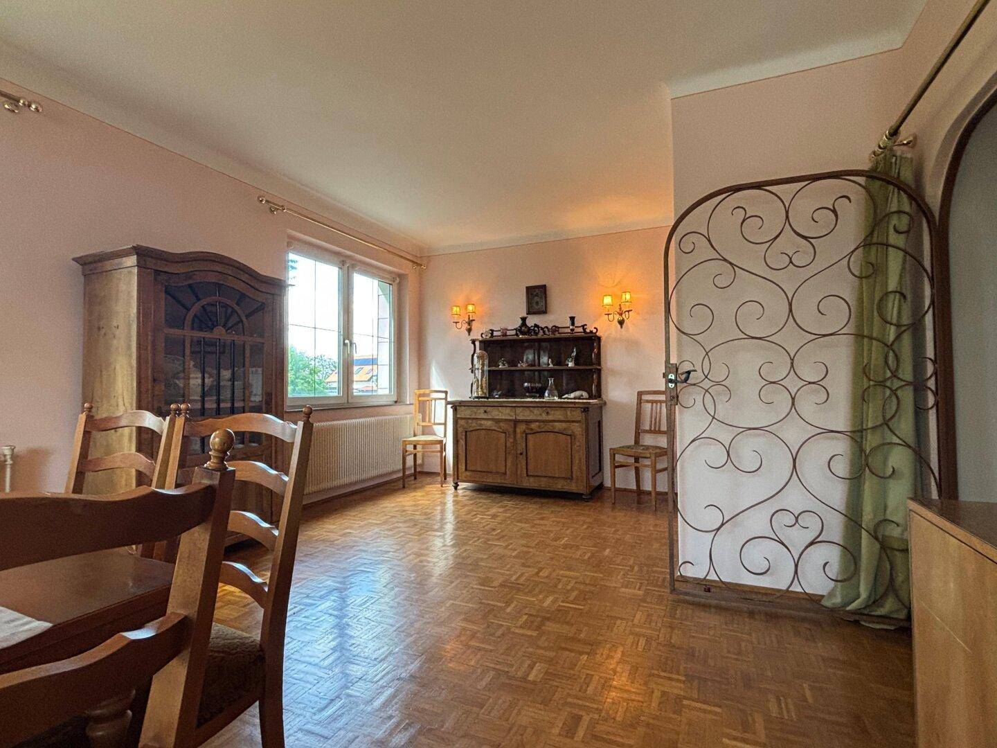Großes Einfamilienhaus mit 2000m² Grund, Garage &amp; 5 Schlafzimmer in 2164 Neuruppersdorf! - Ansicht 5