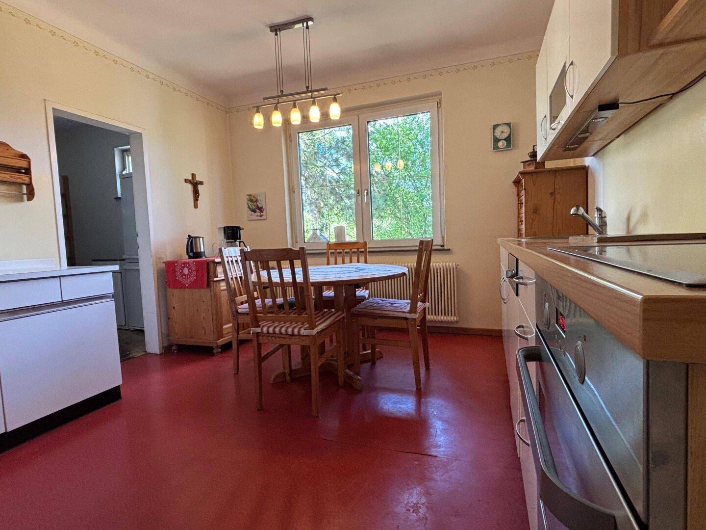 Großes Einfamilienhaus mit 2000m² Grund, Garage &amp; 5 Schlafzimmer in 2164 Neuruppersdorf! - Ansicht 3