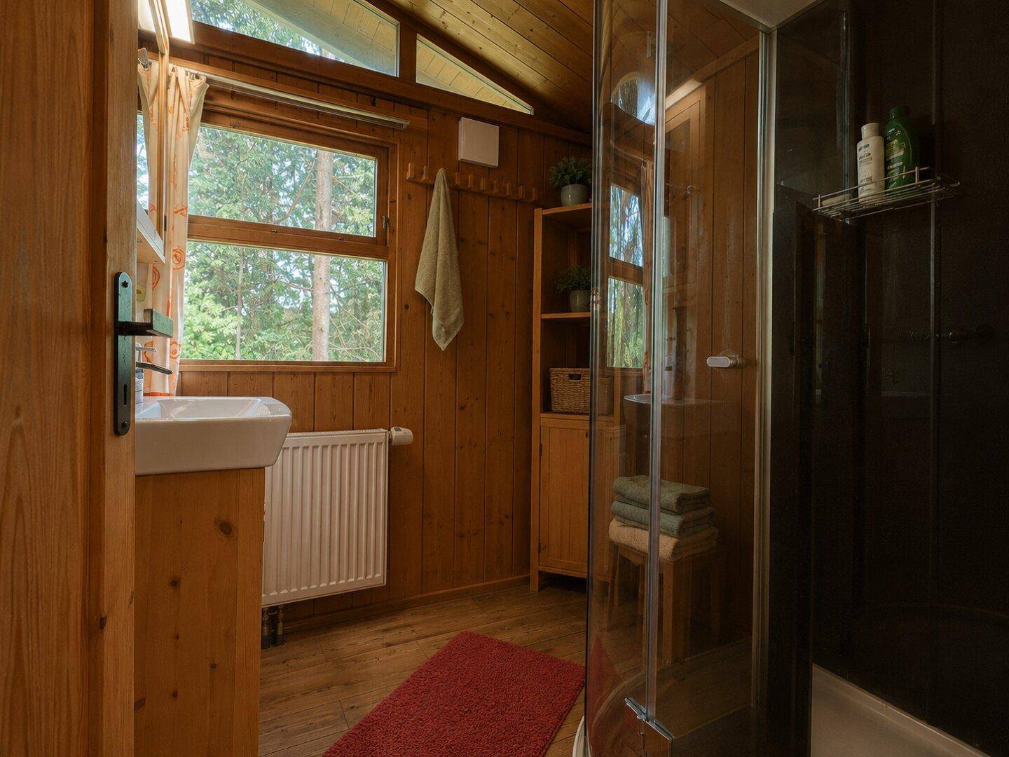 Wohnen wie im Urlaub | 2 Wohneinheiten, 3 Terrassen &amp; 1.054 m² Grund - Ansicht 5