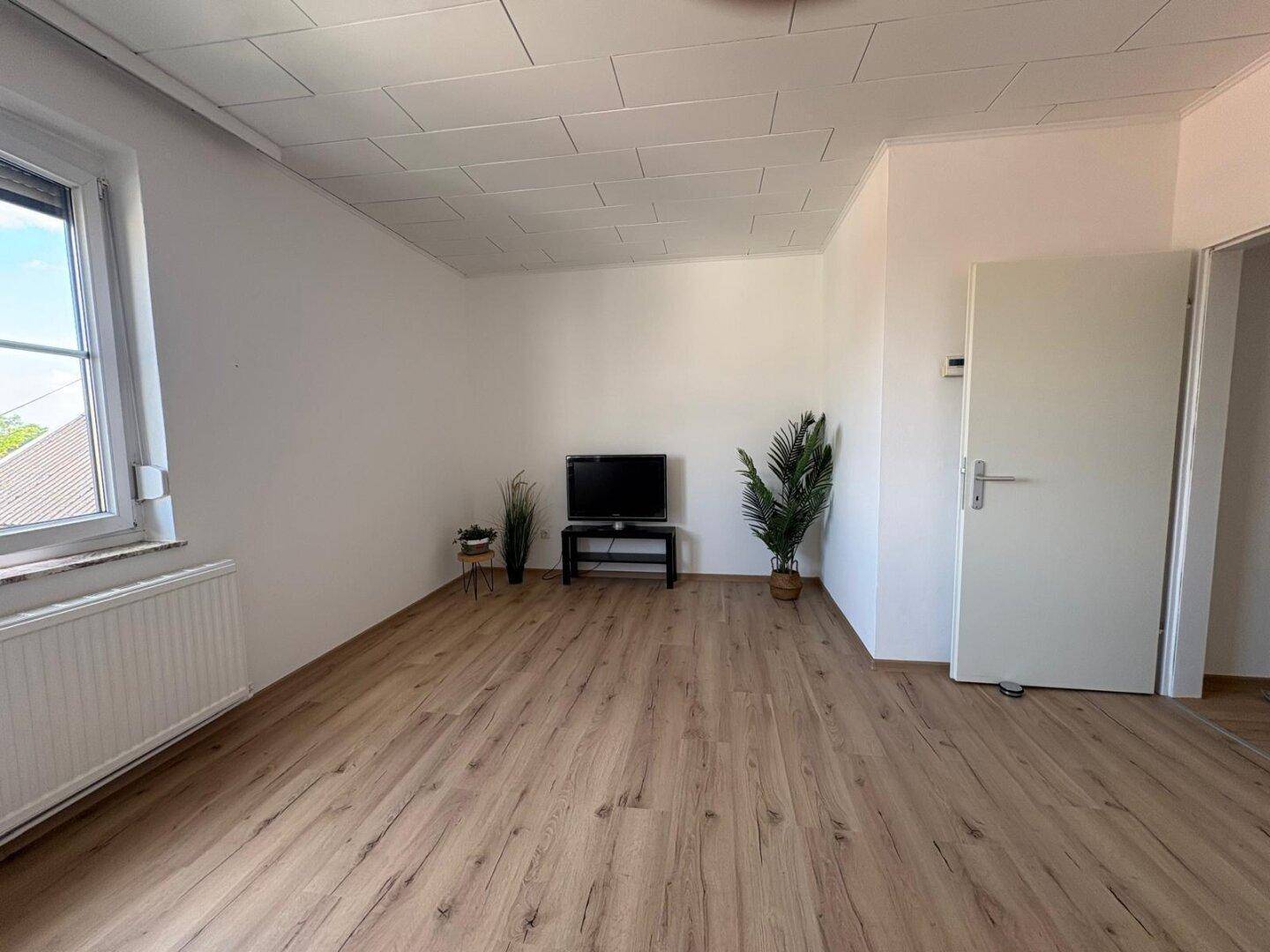 Viel Platz für Familie, Hobby und Genuss – Wohnhaus mit Stadl &amp; Weinkeller - Ansicht 6