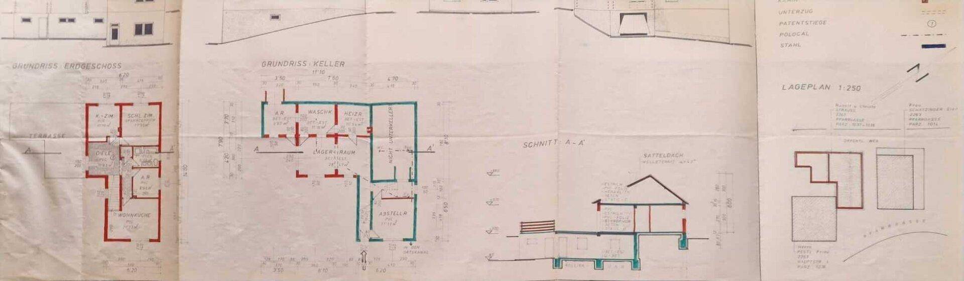 Historische Baupläne und Grundrisse des Anwesens mit verschiedenen Ansichten und Schnitten.