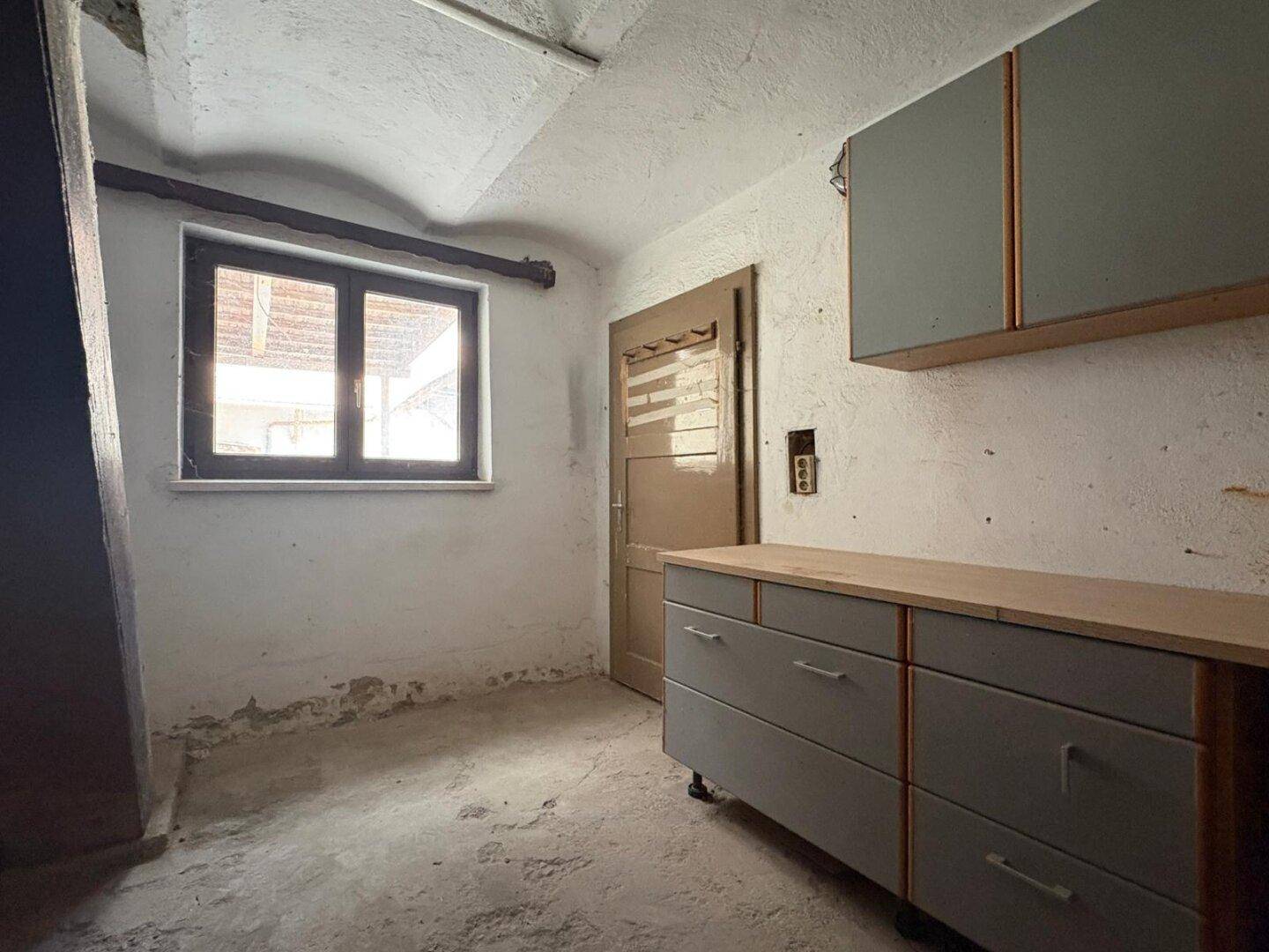 Werkstatt (inkl. Zugang Gewölbekellerröhre)