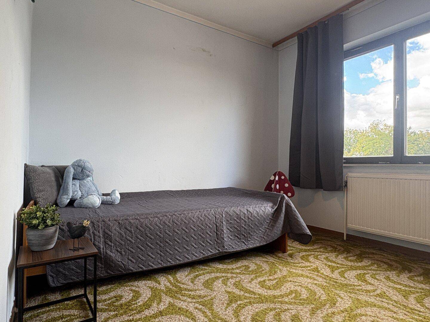 Schlafzimmer 2 (1.OG)