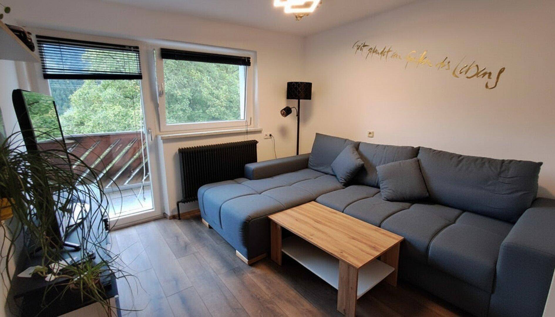 Zimmer 2 mit Balkon