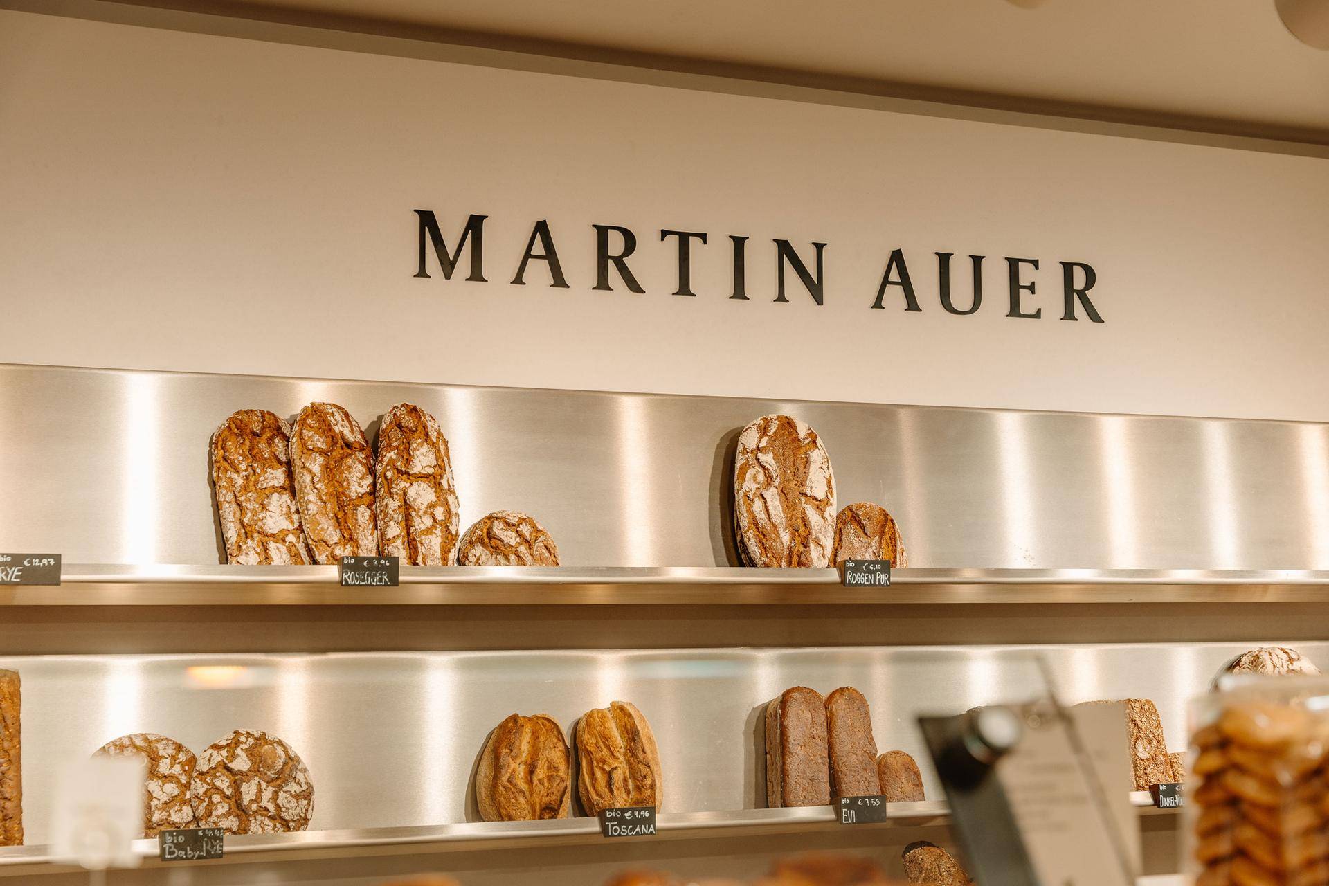 Bäckerei "Martin Auer" (50m Entfernung)