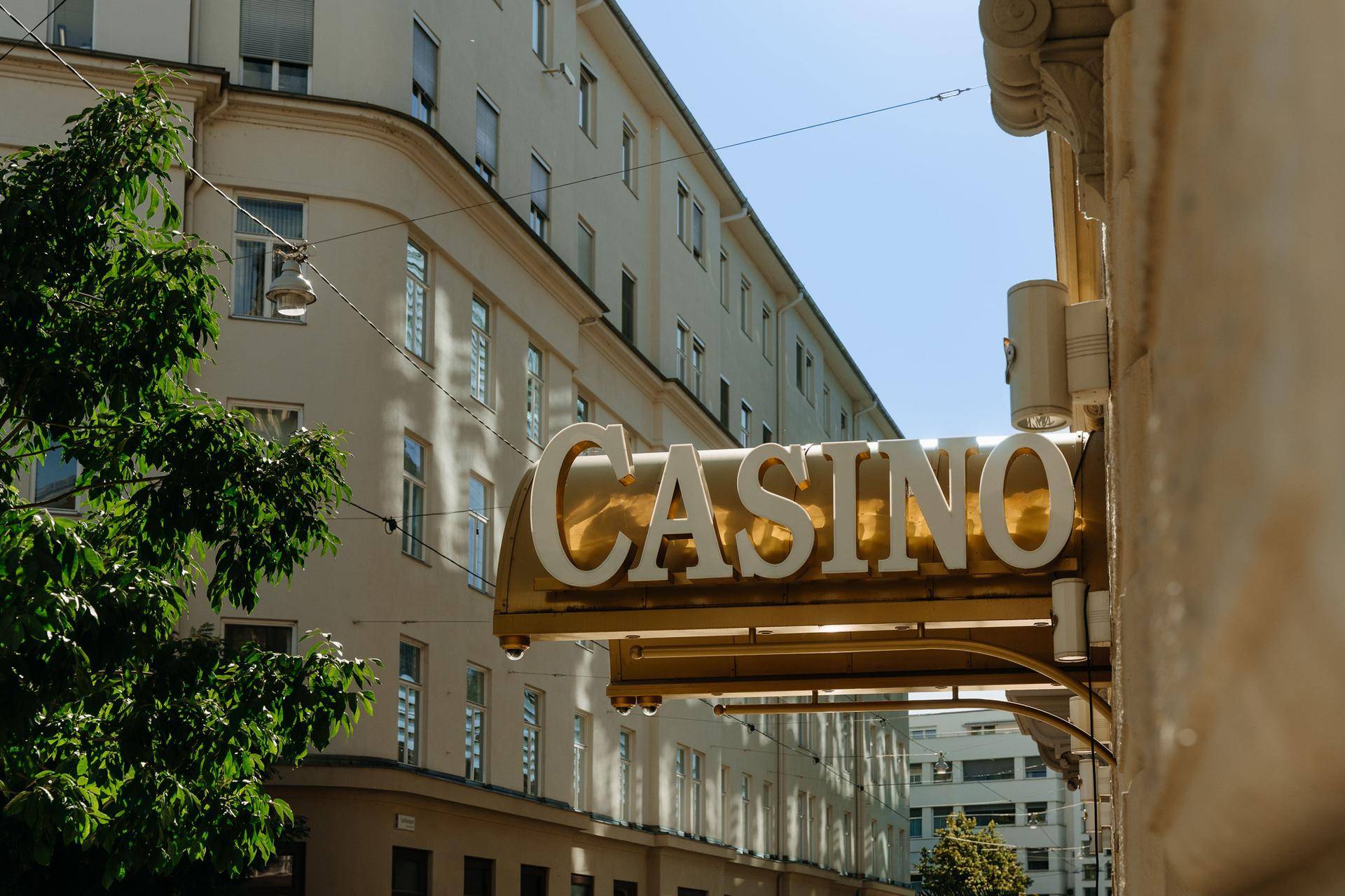 Casino Graz (300m Entfernung)