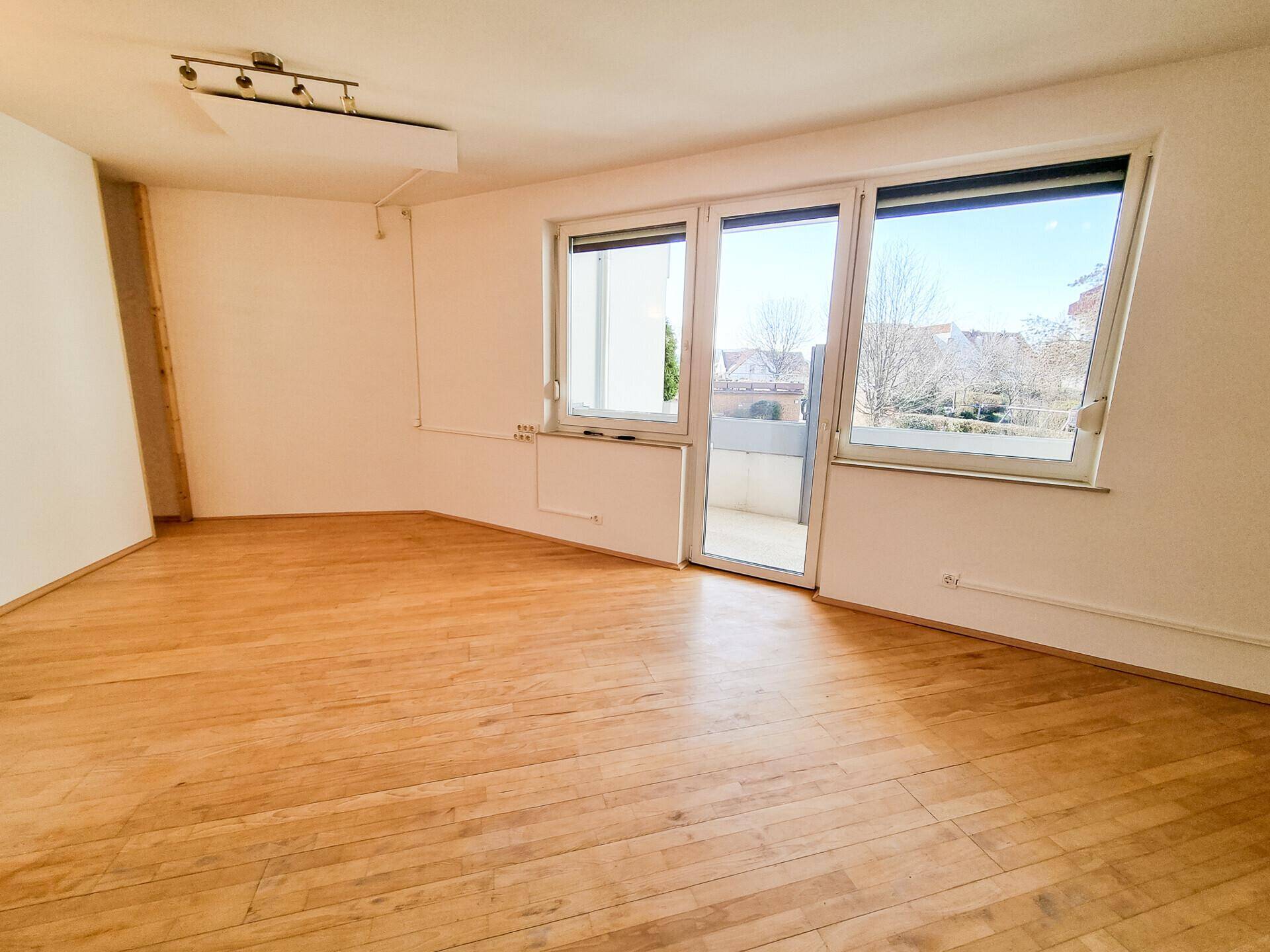 Wohnzimmer Blick Loggia