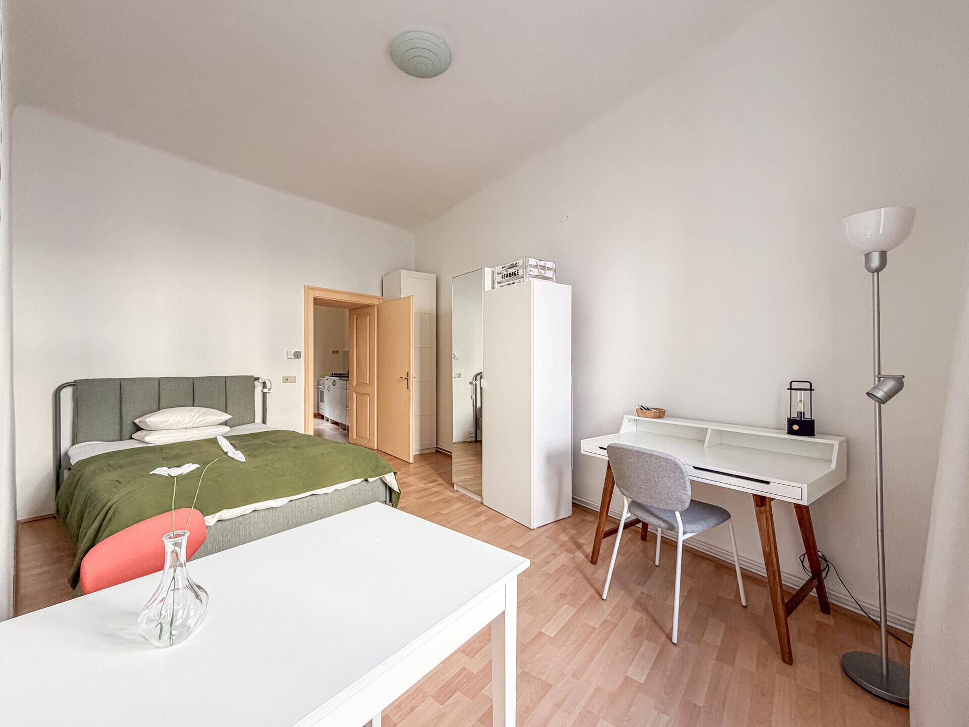 Wohn-/Schlafzimmer