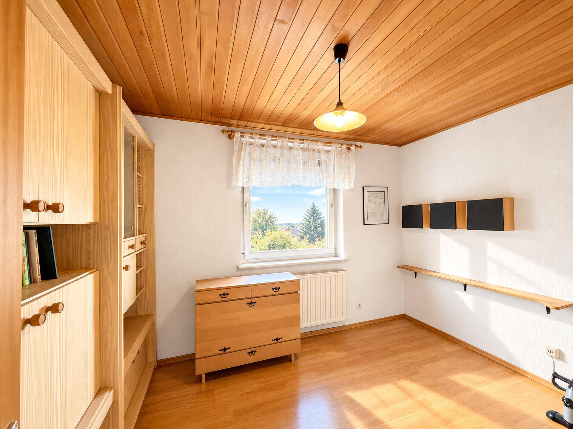 Schlafzimmer 2