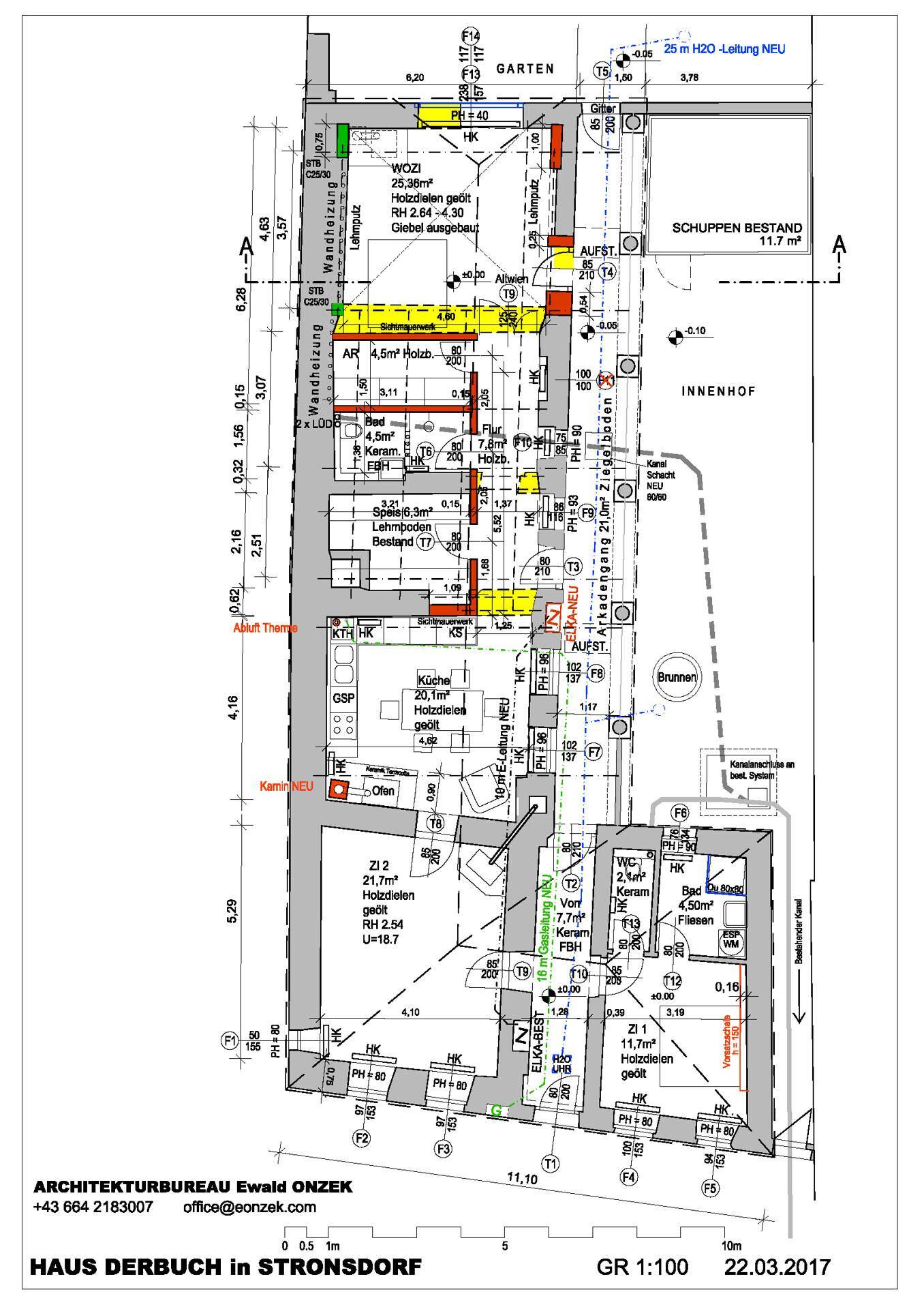 Detaillierter Grundriss des Hauses mit Raumaufteilung und Gartenbereich.