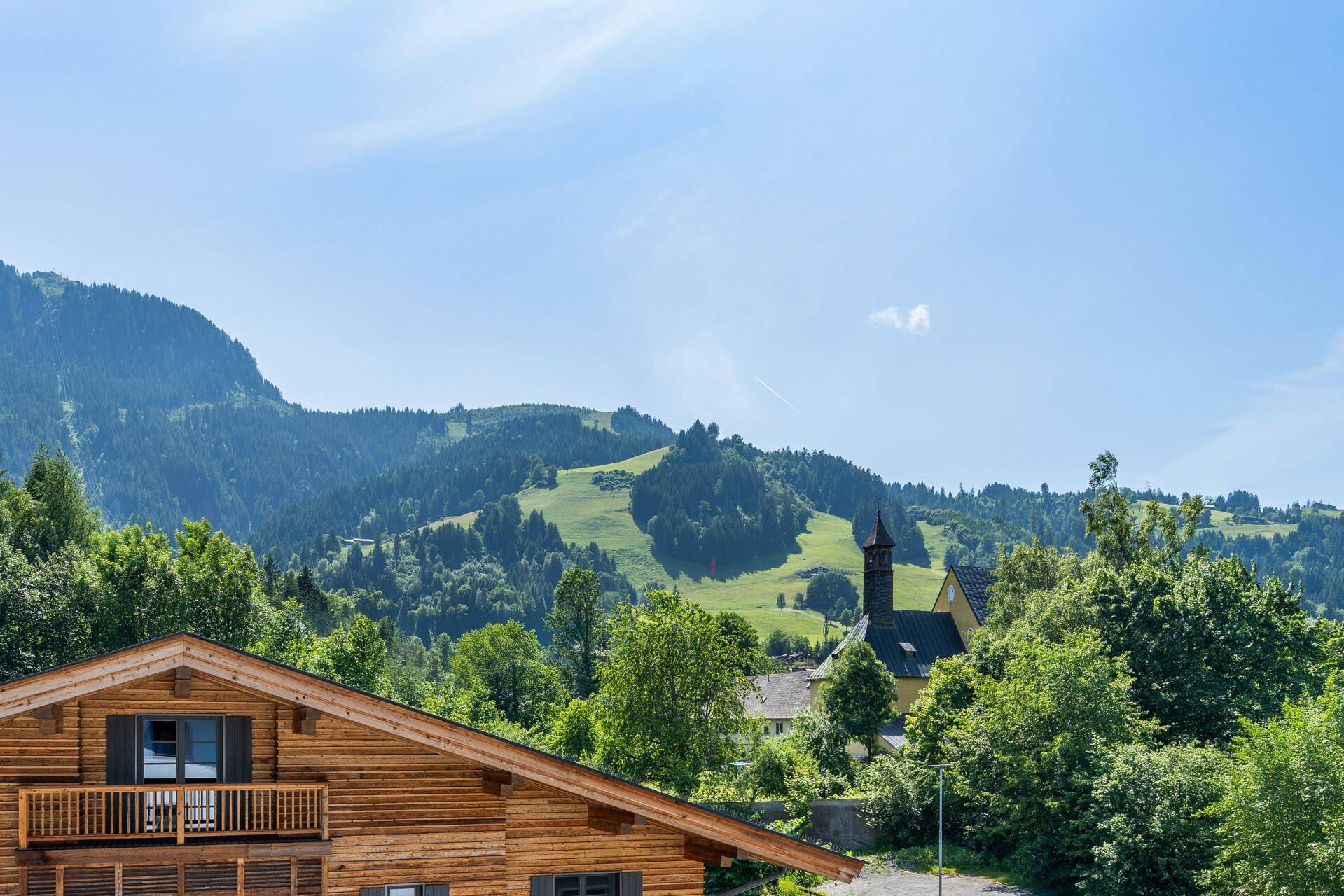 HAHNENKAMM BLICK