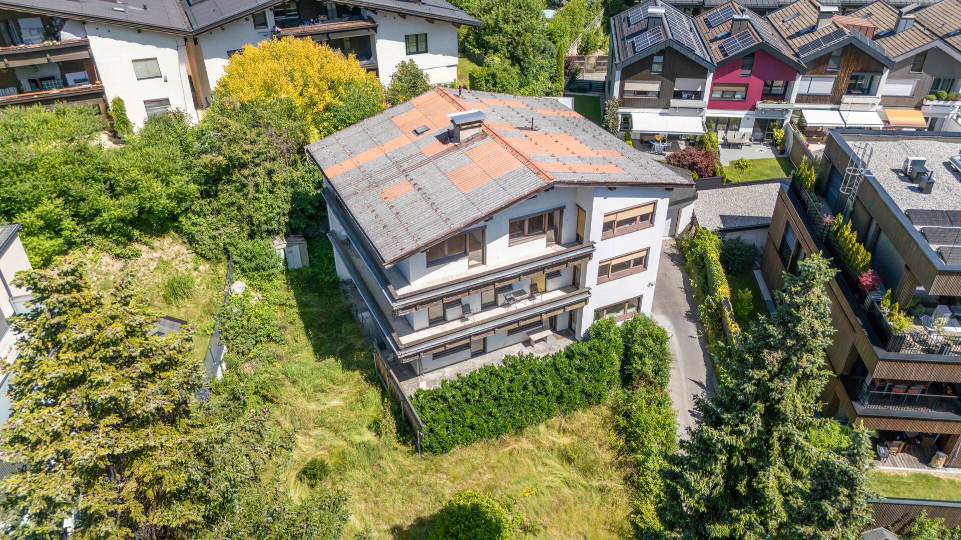 GRUNDSTÜCK MIT ALTBESTAND