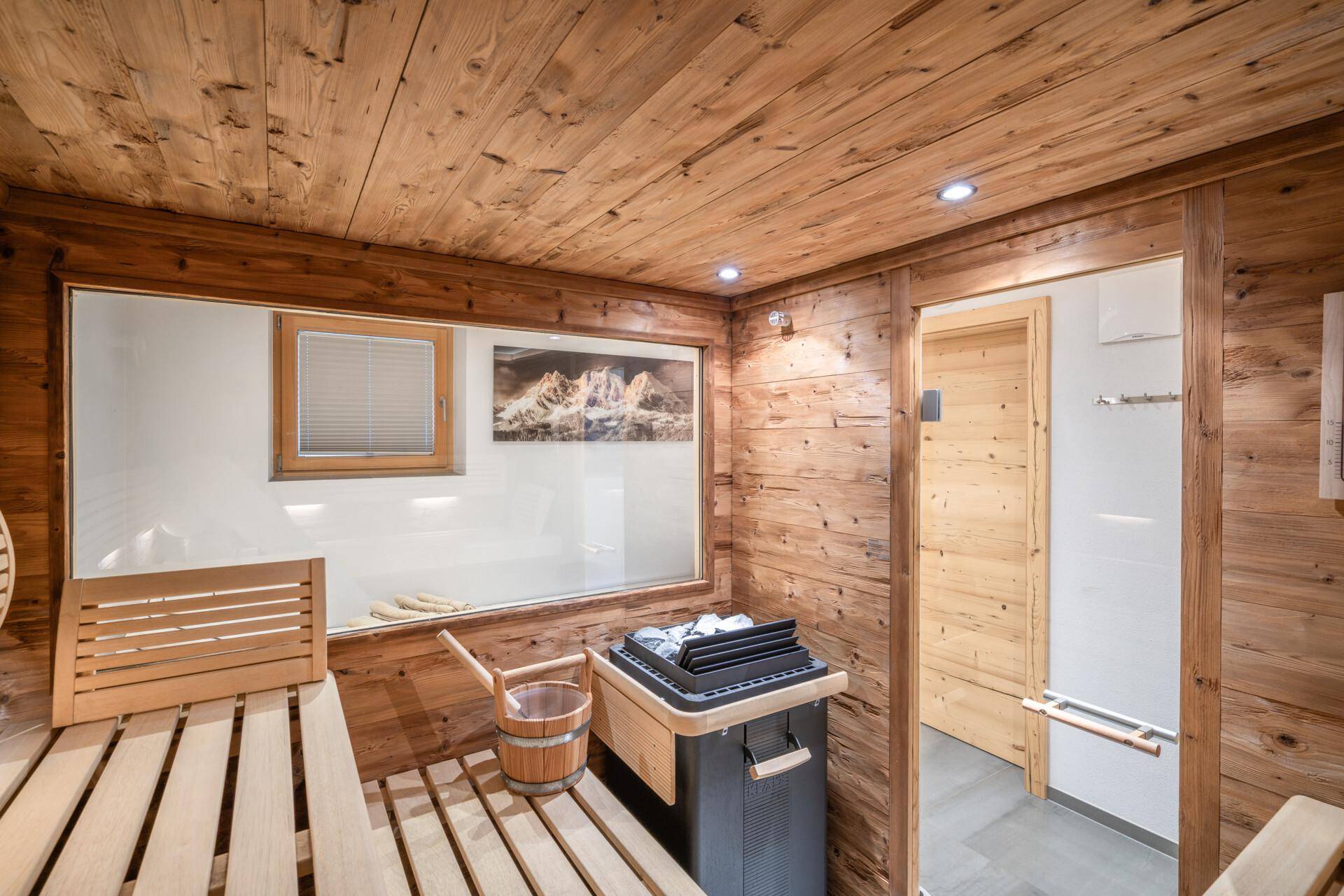 SAUNA