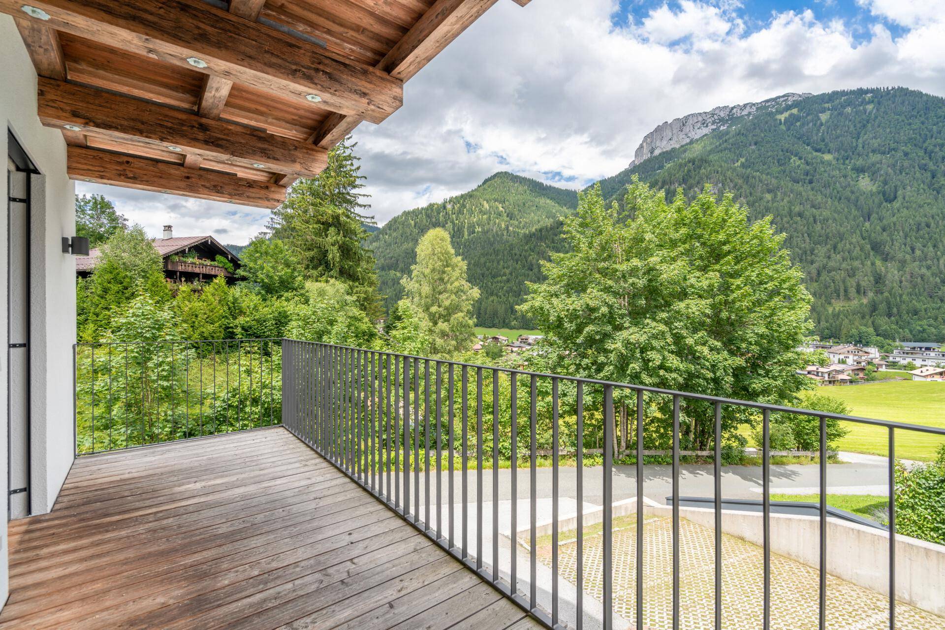 BALKON OBERGESCHOSS