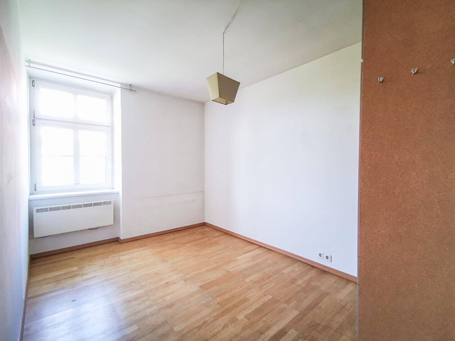 Sehr helle 2-Zimmer-Wohnung in ruhiger Lage! - Mehr