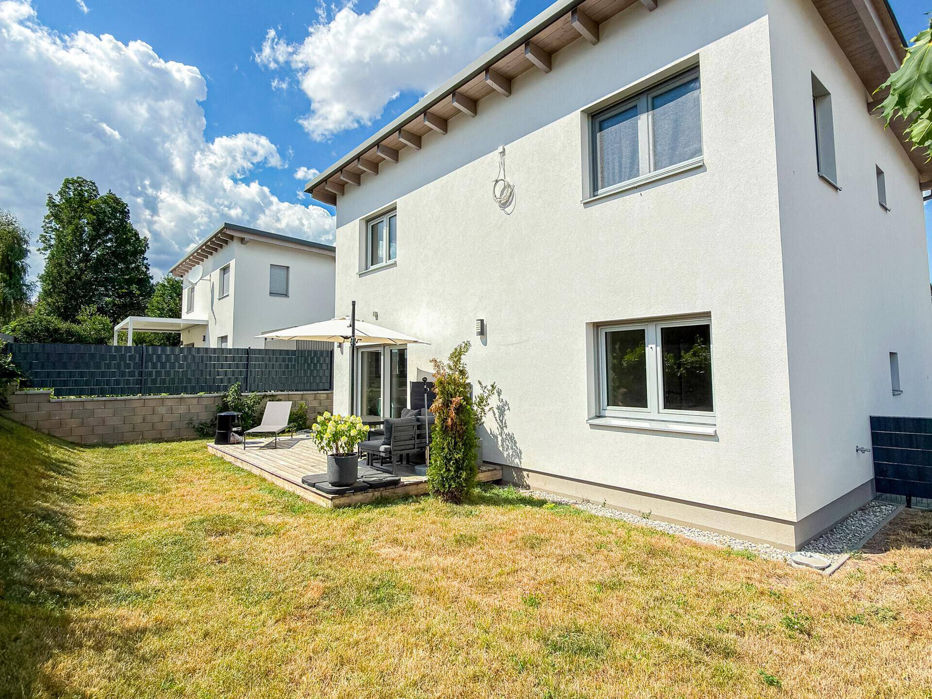 Lebensqualität. Exklusiv. Modern - Einfamilienhaus mit bester Energietechnik - Widok 2