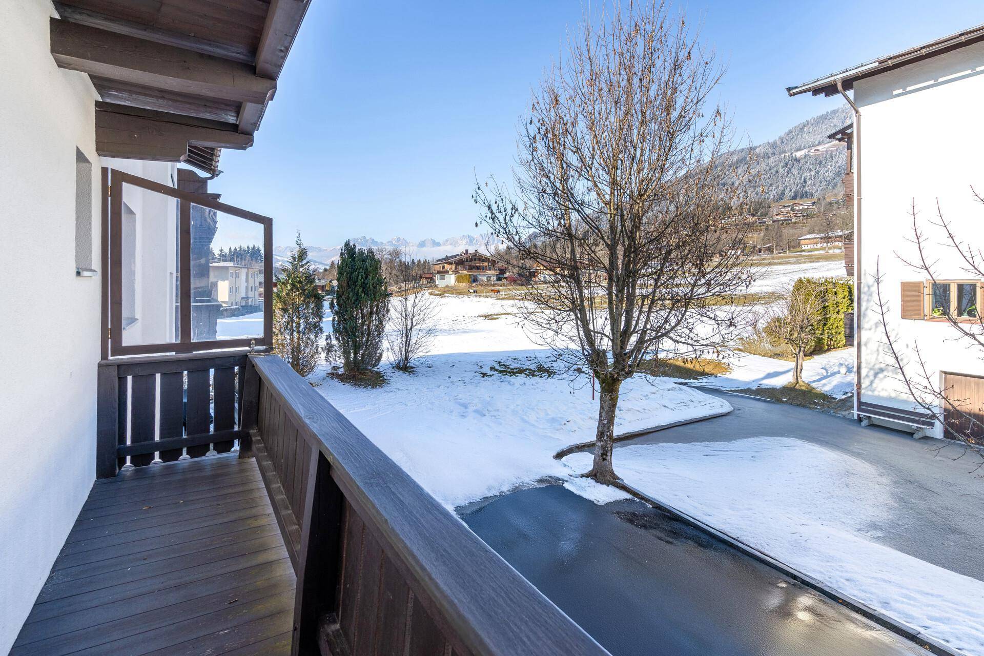 BALKON MIT KAISERBLICK