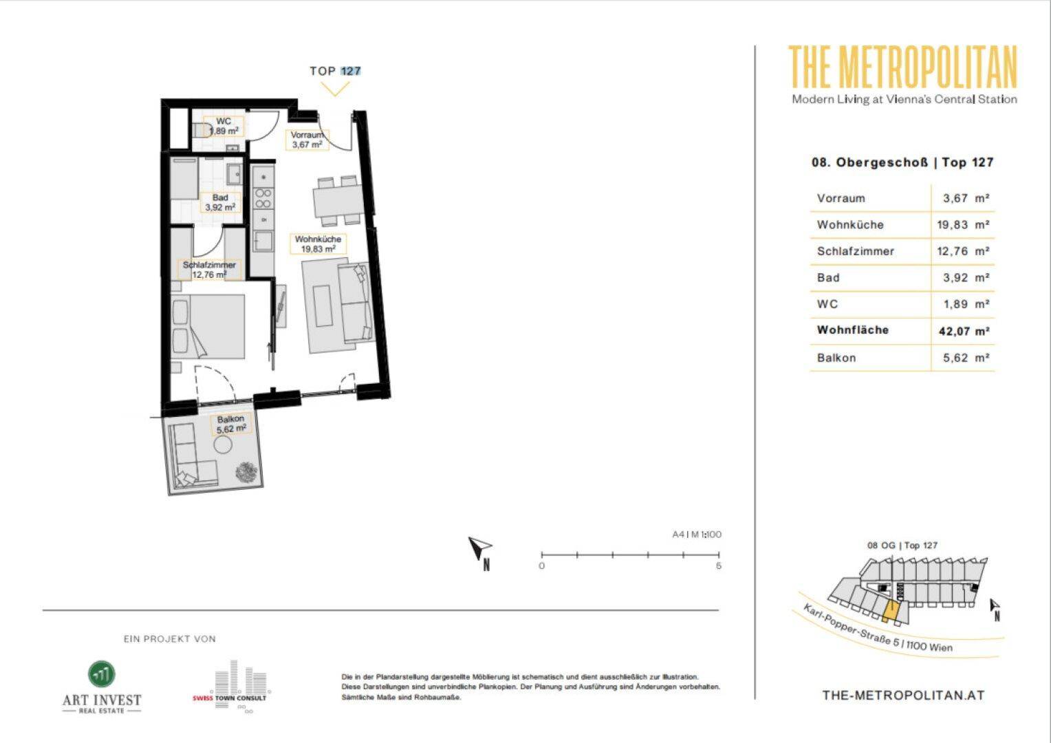 Grundriss der Wohnung Top 127 mit Wohnküche, Schlafzimmer, Bad und Balkon.