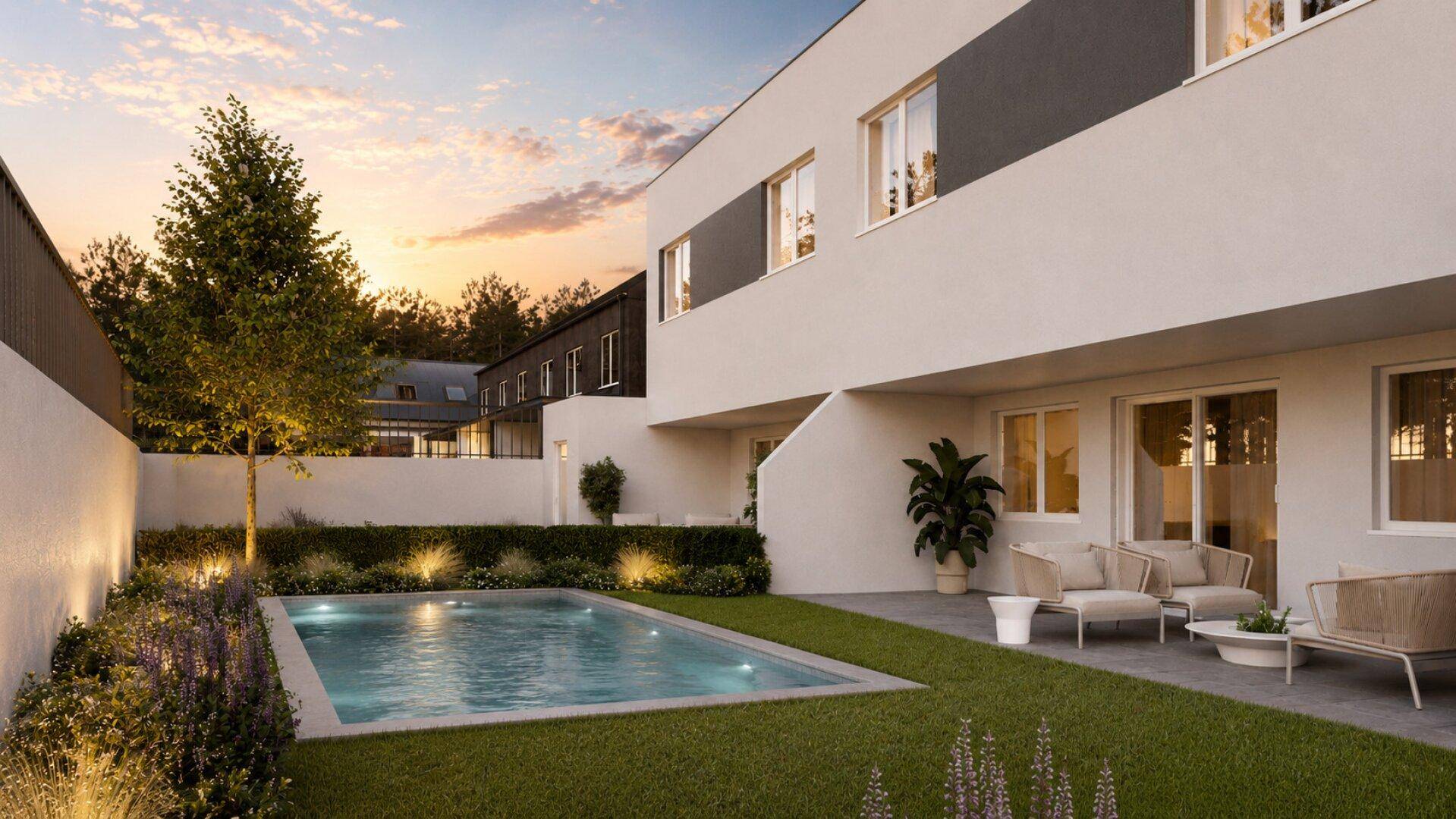 Gepflegter Gartenbereich mit privatem Pool und gemütlicher Terrasse für entspannte Stunden im Freien.