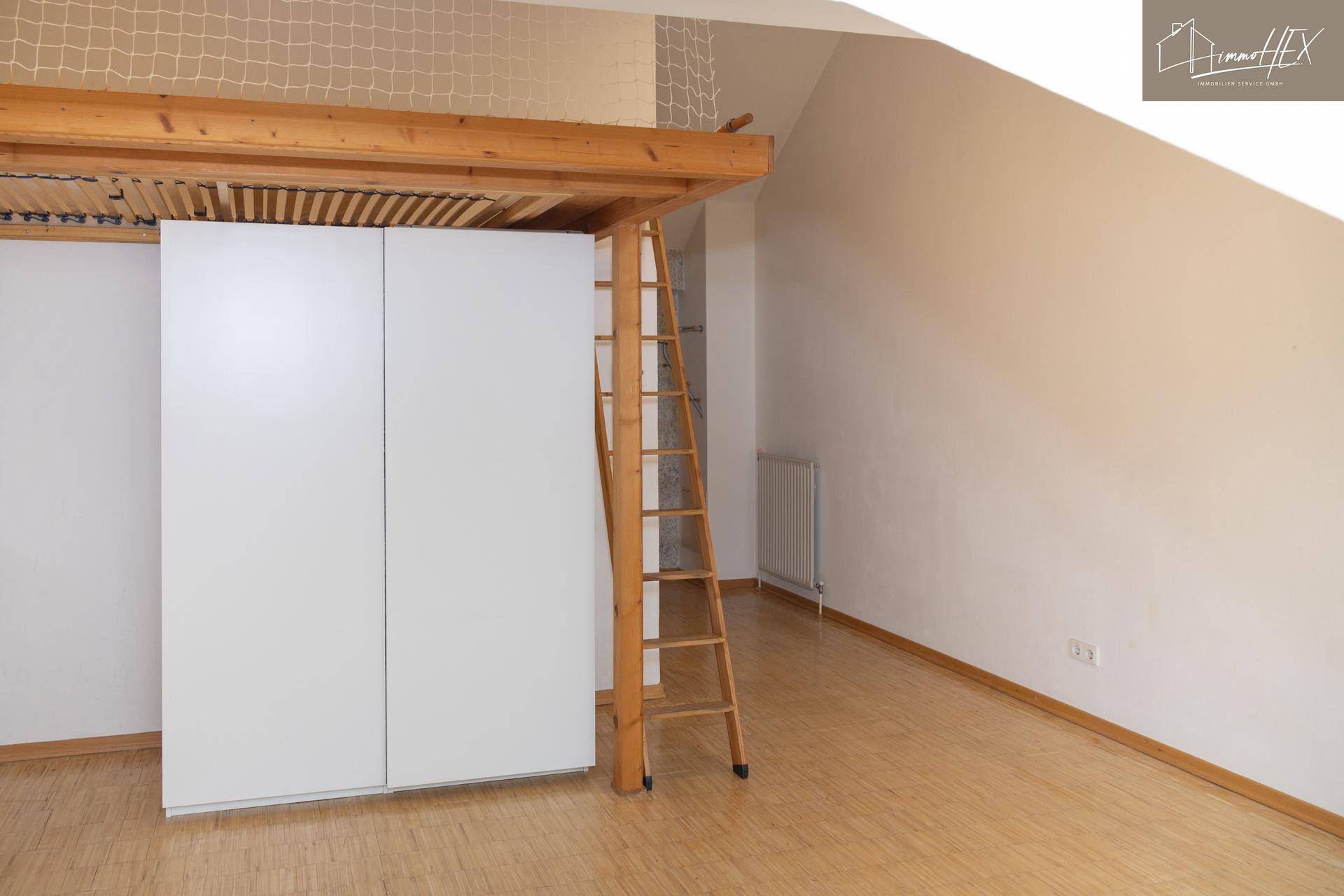 Zimmer - Aussicht auf Bett
