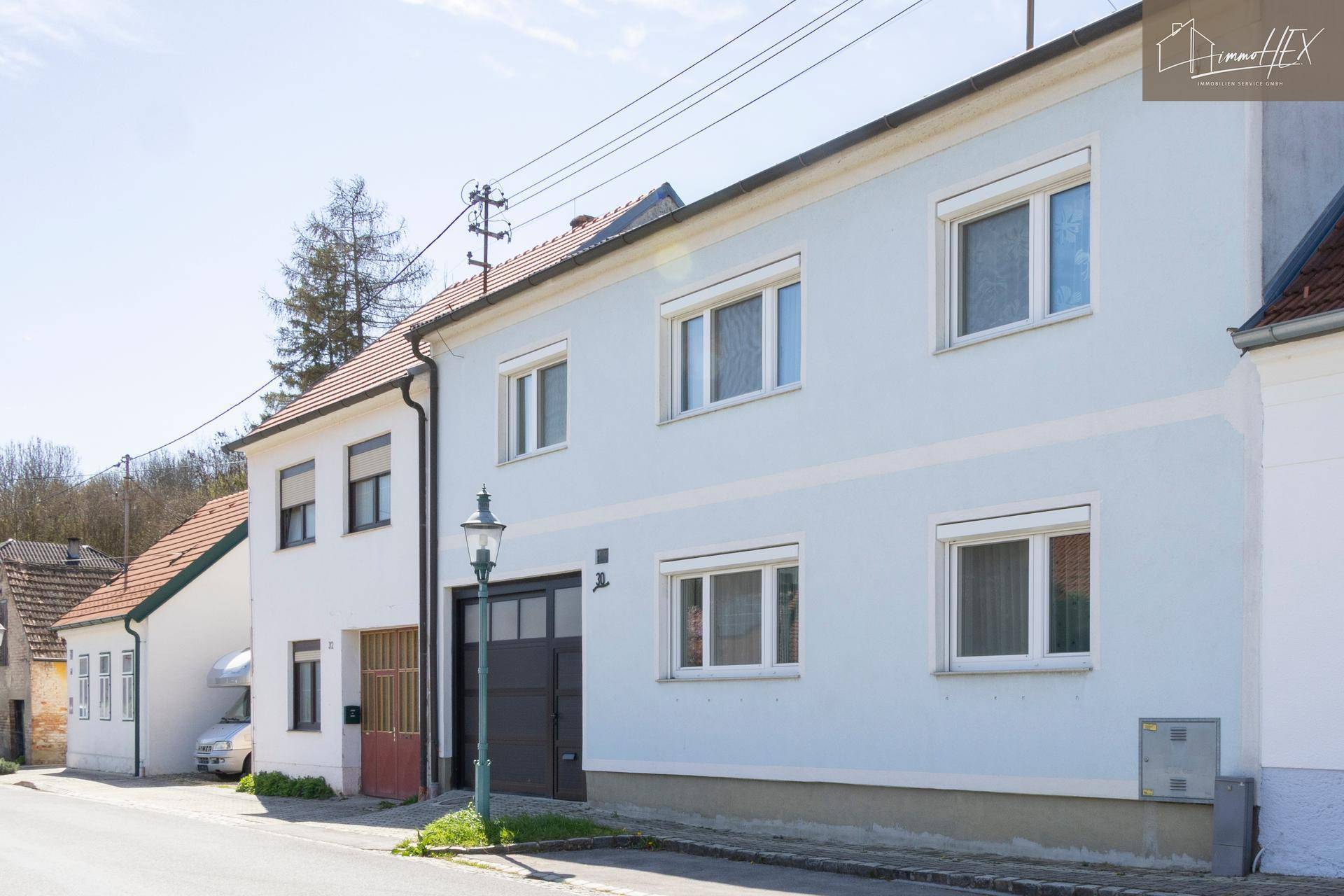 Haus - Straßenansicht