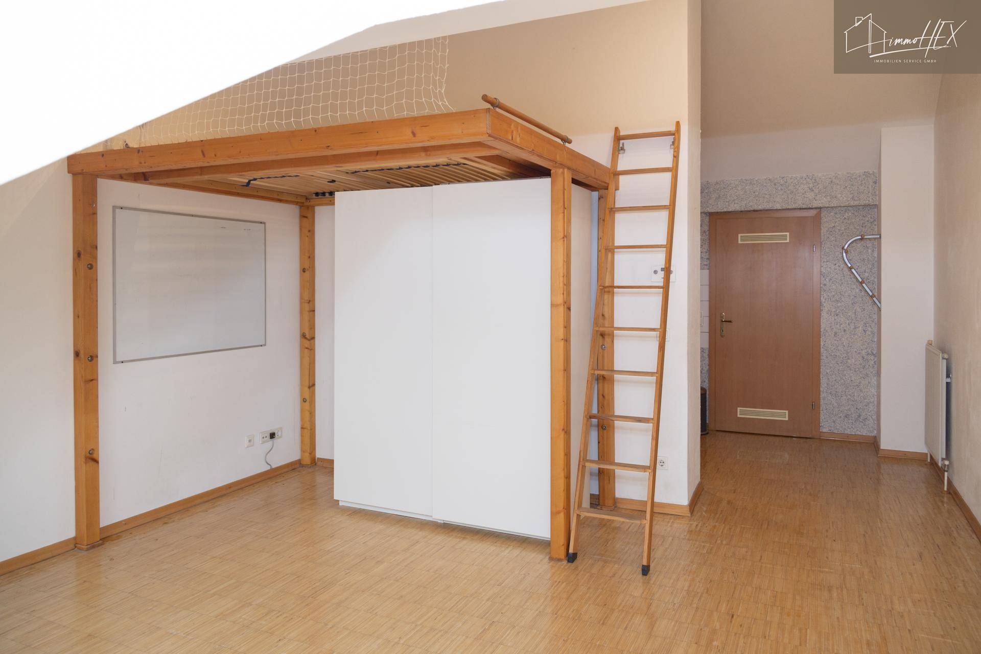 Zimmer - Aussicht auf Bett